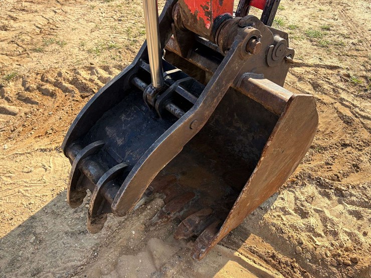 2018-kubota-kx080-4-image-23