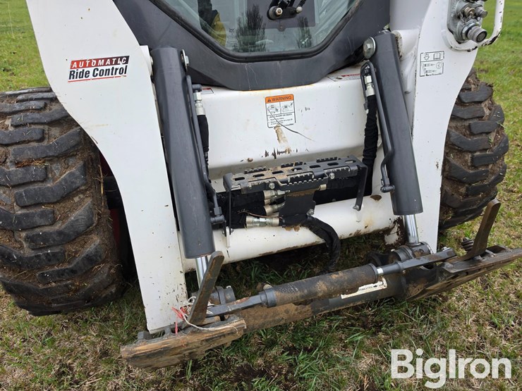 2022-bobcat-s740-image-17