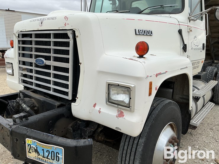 1995-ford-lt8000-image-14