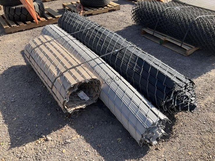 pallet-of-asst-4ft-&-8ft-chainlink-w/-privacy-image-4