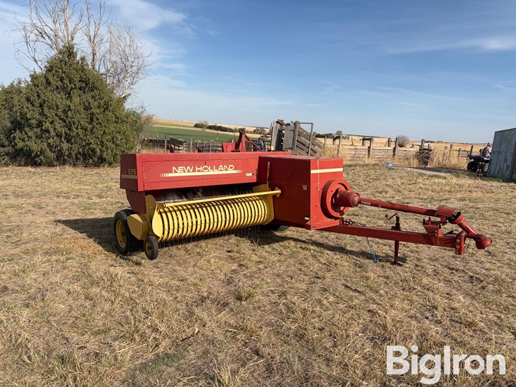 1991-new-holland-575-image-3