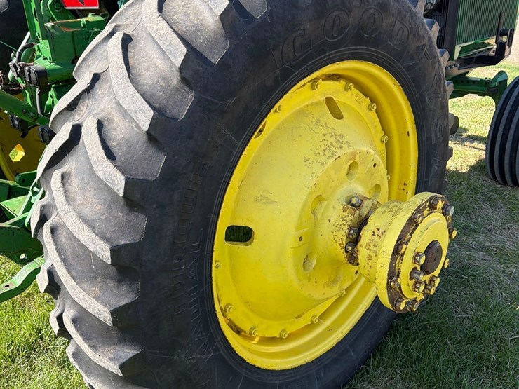 john-deere-4650-image-16