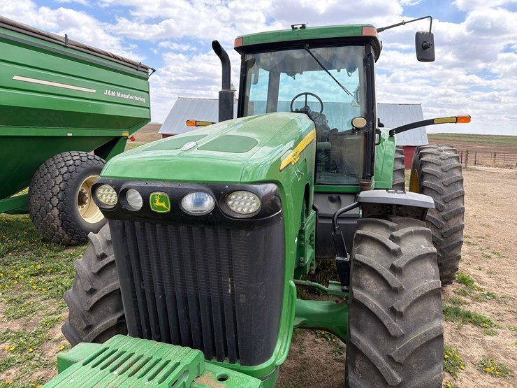 john-deere-8320-image-24