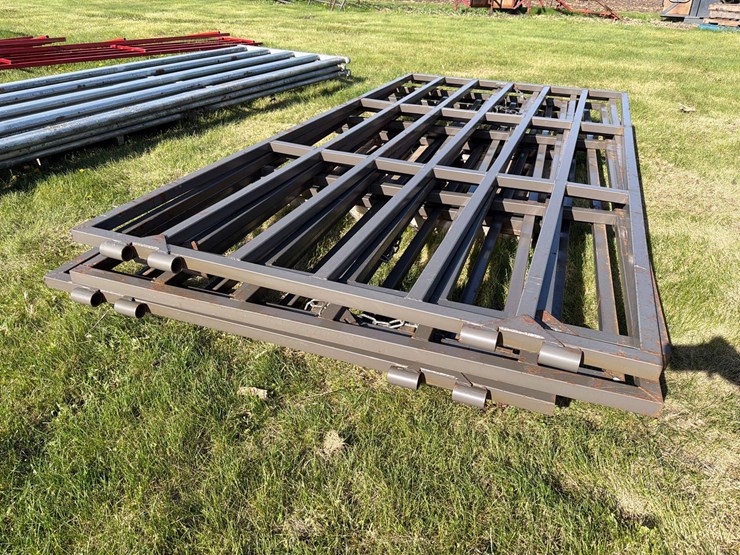 5-9ft-9”-long-livestock-gates-image-2