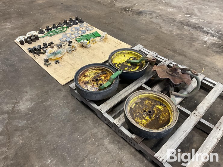 john-deere-7100-image-3