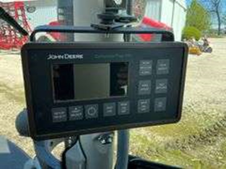 john-deere-1760-image-21