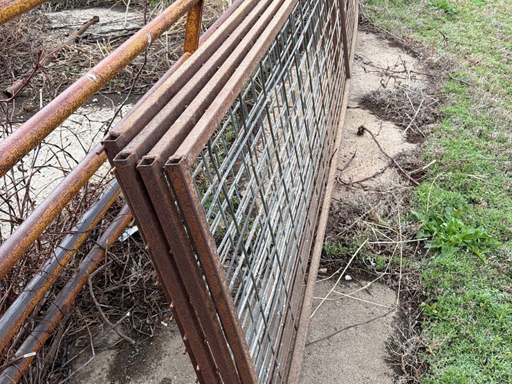 4-16ft-hog-gates-image-2