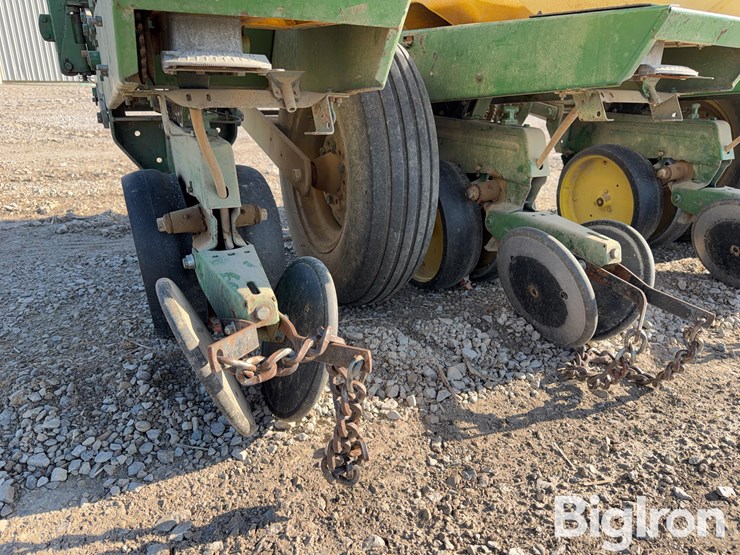 john-deere-7100-image-9