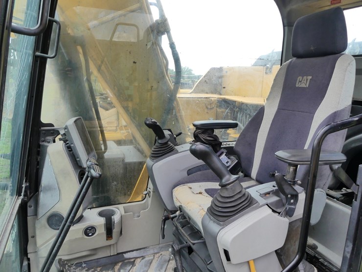 caterpillar-312e-image-11