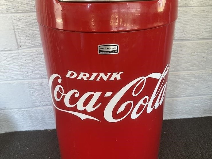 coca-cola-garbage-can-image-3