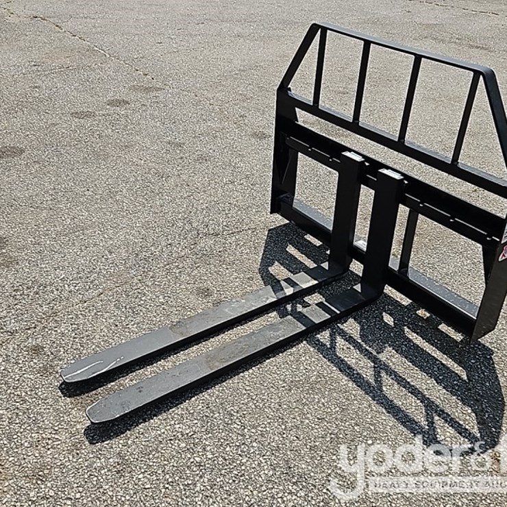 Unused Kivel 48" 3500# Pallet Fork Attachment to suit Skidsteer