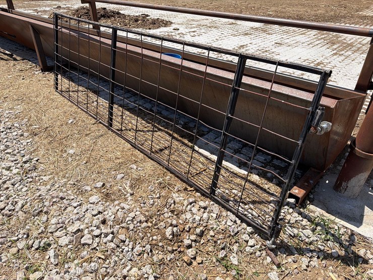 113”-long-gate-image-2