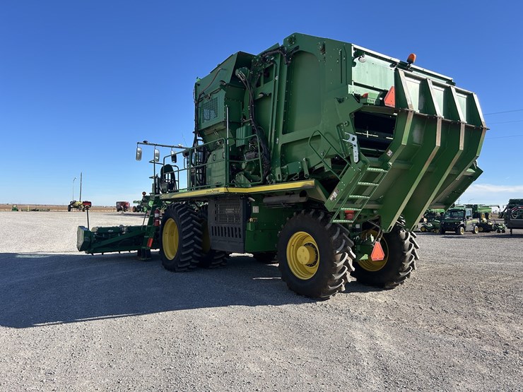 2018-john-deere-cs690-image-5