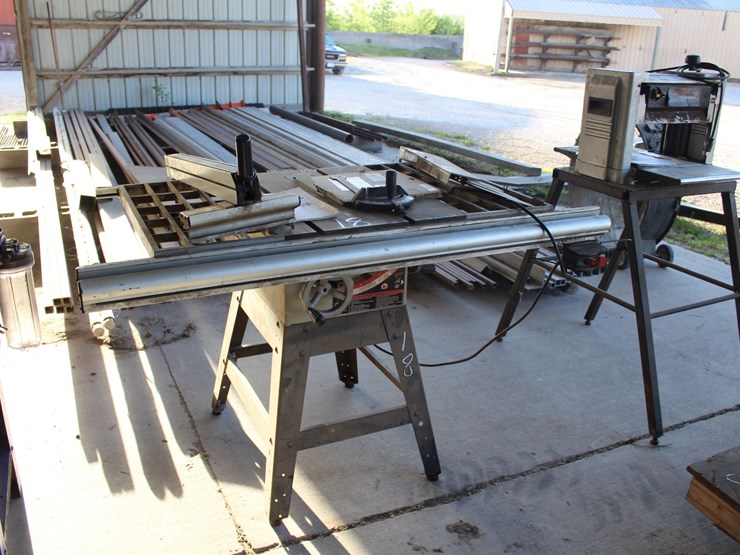 10"-table-saw-110-volt-image-1