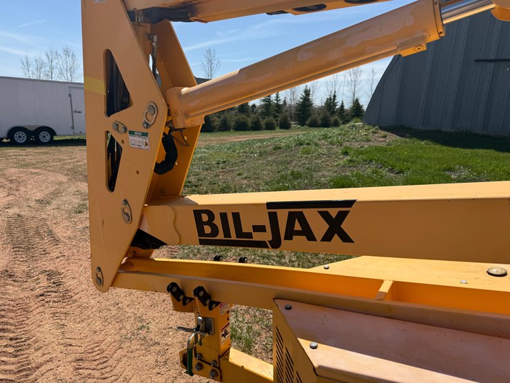 2008-bil-jax-45xa-image-23