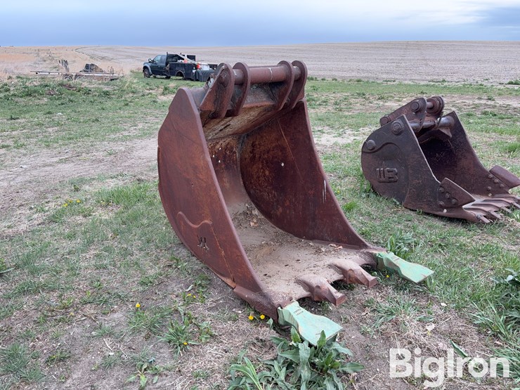 excavator-bucket-image-3