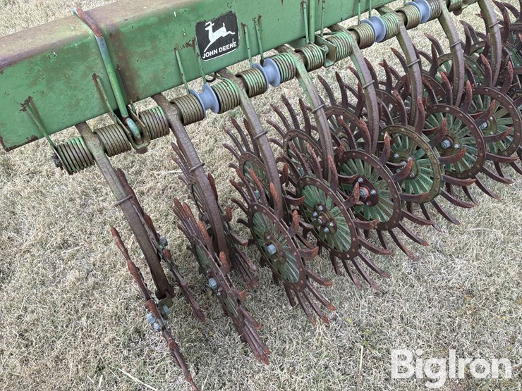 john-deere-400-image-17