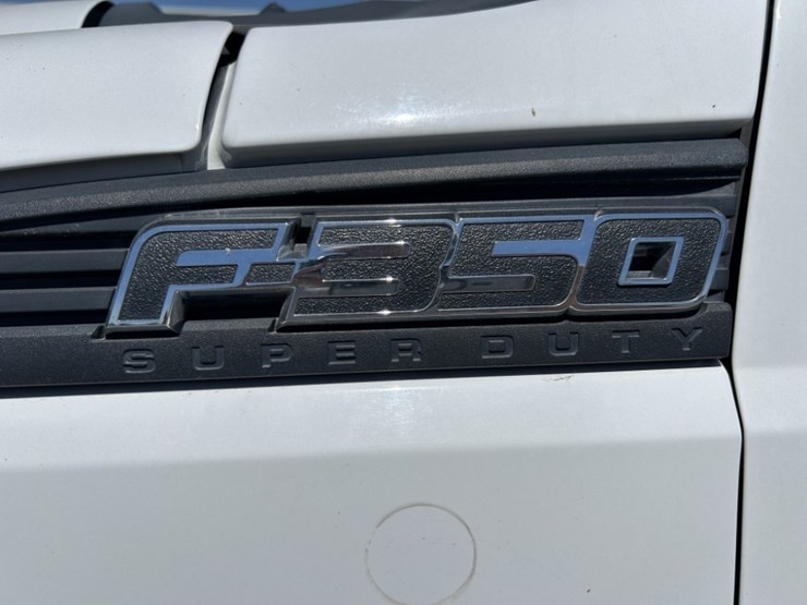 2016-ford-f350-sd-image-10