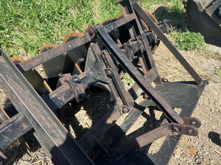#3905-•-approx-82"-disc-skid-steer-attachment-image-5