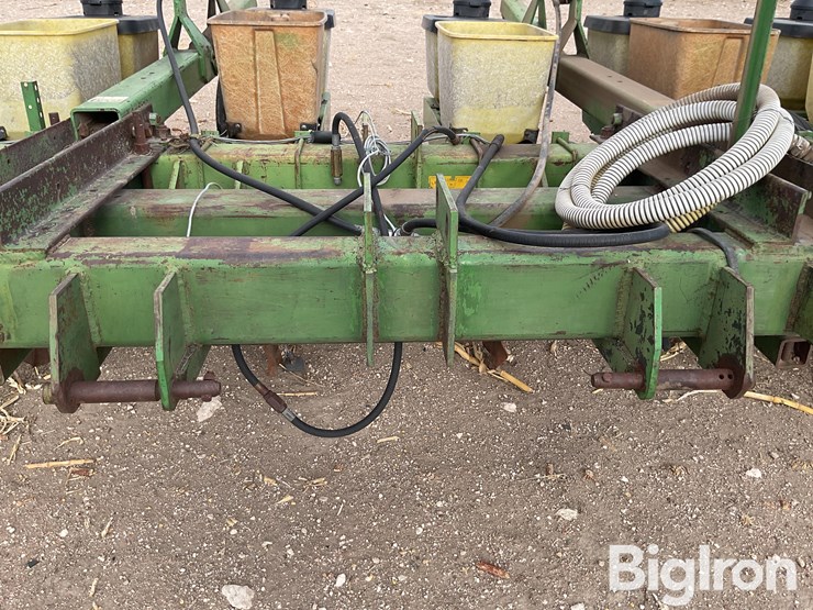 john-deere-7100-image-9