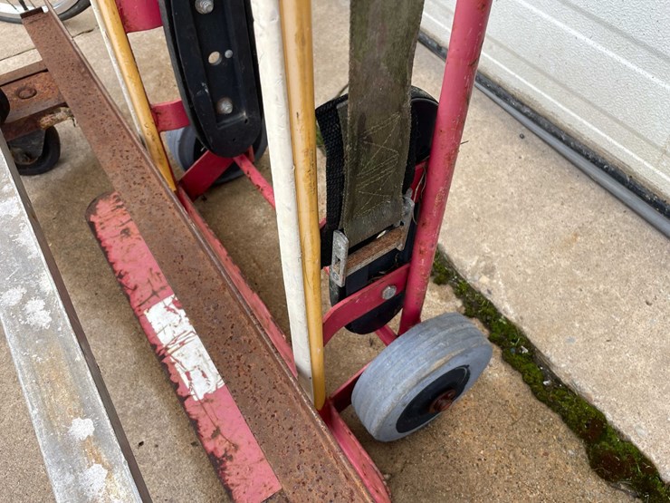 #9024-•-dolly-carts-(o3)-image-3
