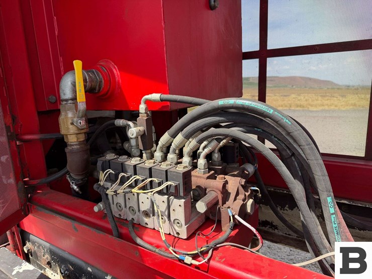 1994-peterbilt-320-image-31