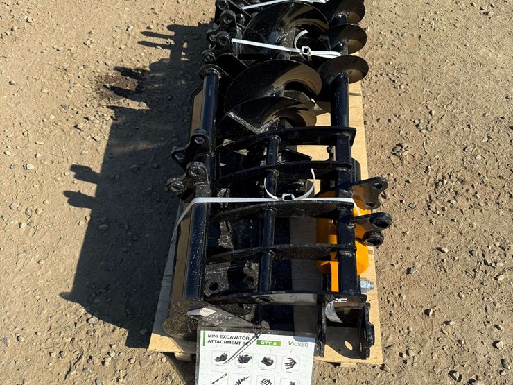 8-piece-mini-excavator-heavy-duty-attachment-set-(new/unused)-image-4