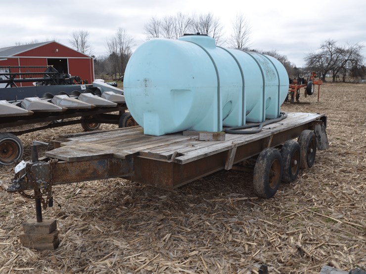 1000-gallon-poly-tank-on-homemade-trailer-image-7