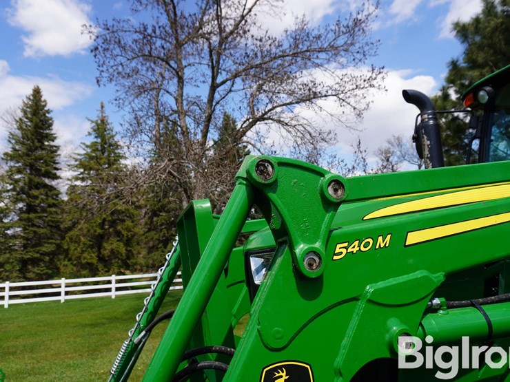 2018-john-deere-6105e-image-15