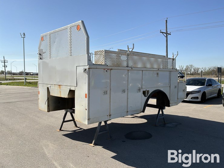 2018-ford-f750-image-1
