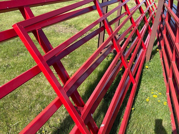 7-various-sized-gates-image-3