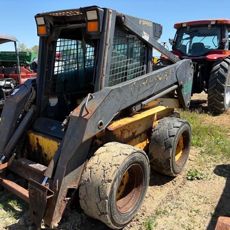 2003 NEW HOLLAND LS180