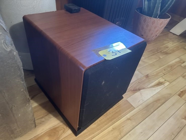sub-woofer-image-3