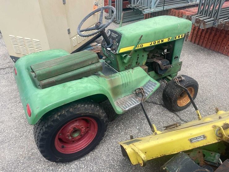 john-deere-110-image-25