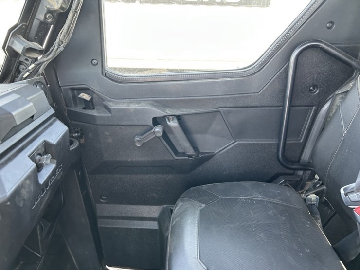 2019-polaris-ranger-image-18