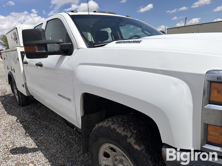 2018-chevrolet-k3500-image-13