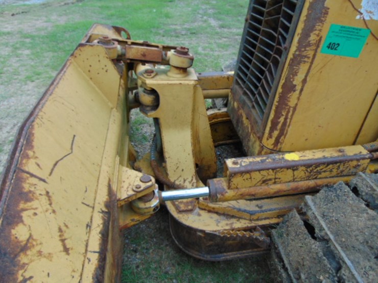 caterpillar-d3-image-2