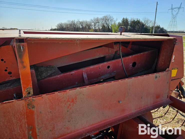 1985-hesston-4600-image-20