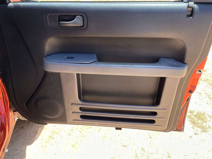 2005-honda-element-image-17