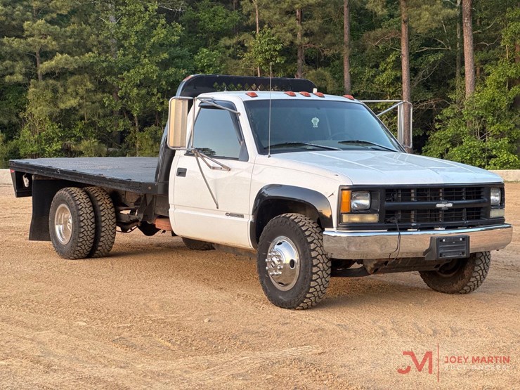 1995-chevrolet-cheyenne-3500-image-1