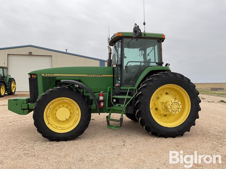 john-deere-8400-image-8