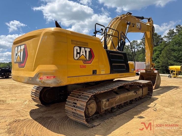 2022-caterpillar-336-image-4