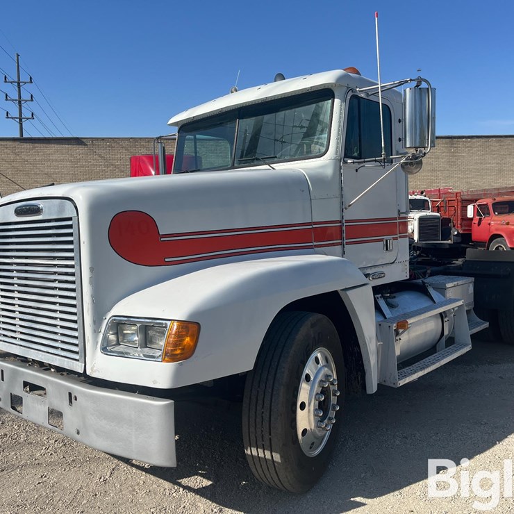 1995 FREIGHTLINER FLD120