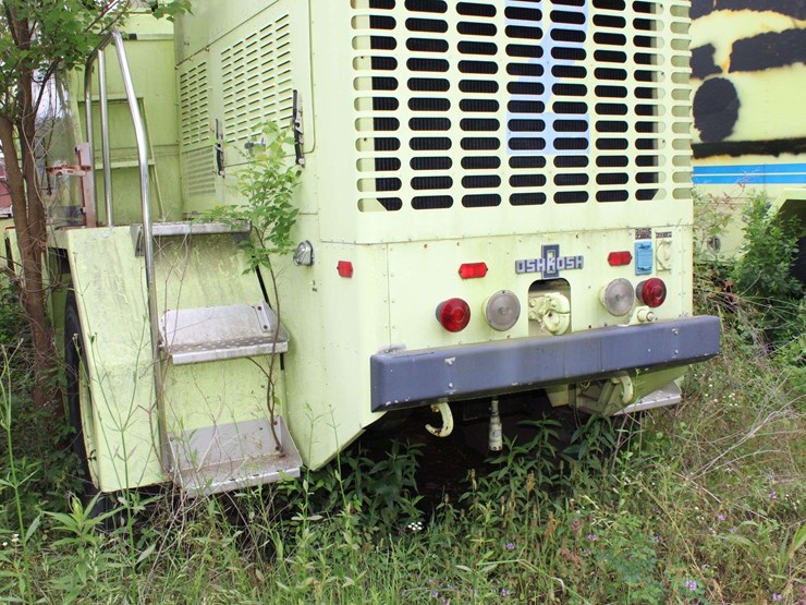 1991-oshkosh-t1500-image-10