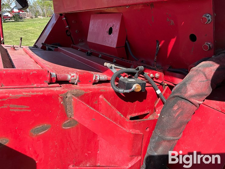 1997-case-ih-2166-image-17