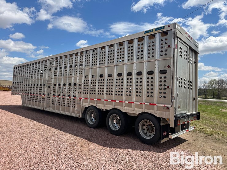 2012-eby-livestock-trailer-image-7