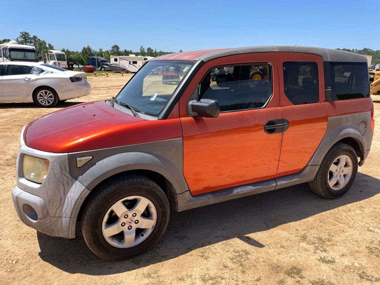 2005-honda-element-image-1