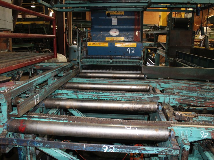cornell-6"x42"-model-hec-42-3-saw-edger-w/-2-movable-saws-w/-infeed-rolls-w/-3-strand-pop-up-transfer-w/-positioner-system-w/-fence-w/-plc-controls-w/-50hp-motor-sn#770-1-87-image-2