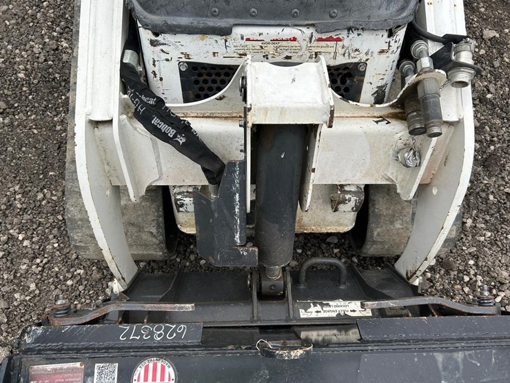 2020-bobcat-mt85-image-10