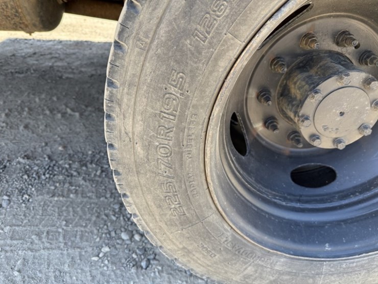 2012-ford-f550-sd-image-15
